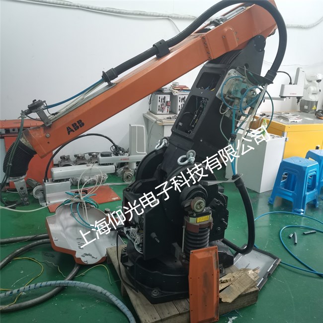 ABB機(jī)器人維修,工業(yè)機(jī)器人維修,機(jī)器人維修保養(yǎng)