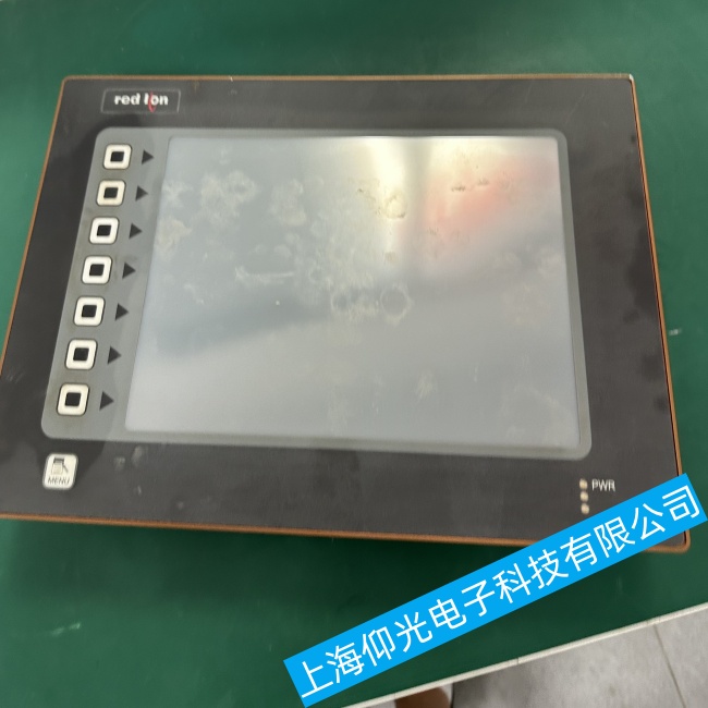 常州紅獅觸摸屏G310通電后反復(fù)閃屏不開機故障維修認真負責(zé)